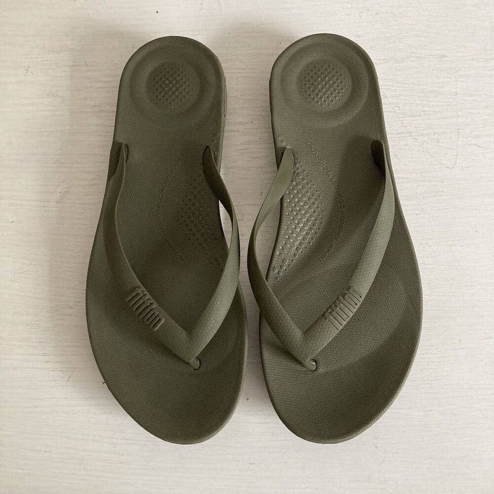 FitFlop iQushion Ergonomic Green Comfort Flip Flops Mens Size 9 Comfort